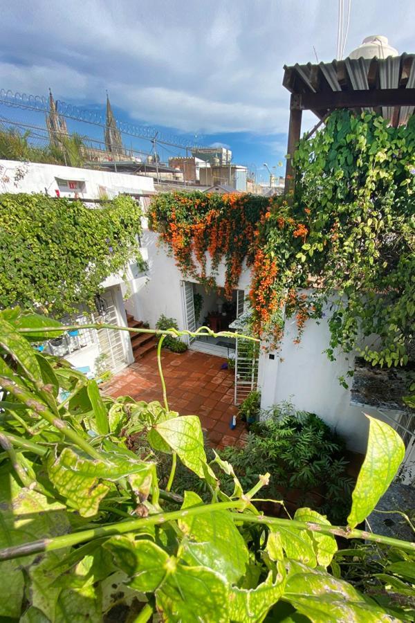 Casa Canario Hostel Guadalajara Bagian luar foto