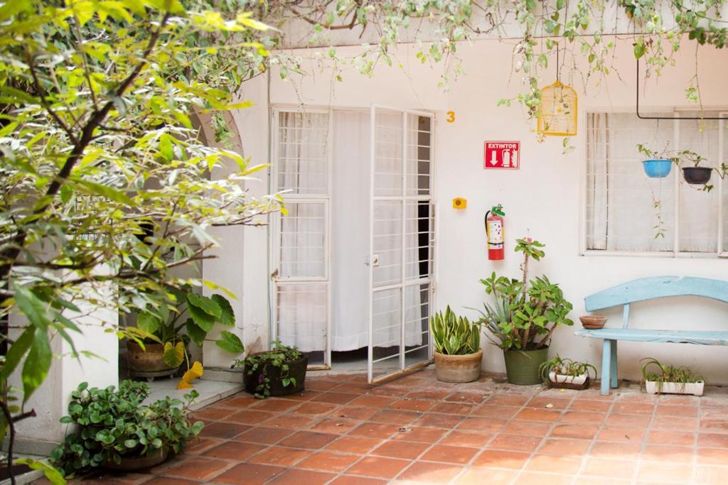 Casa Canario Hostel Guadalajara Bagian luar foto