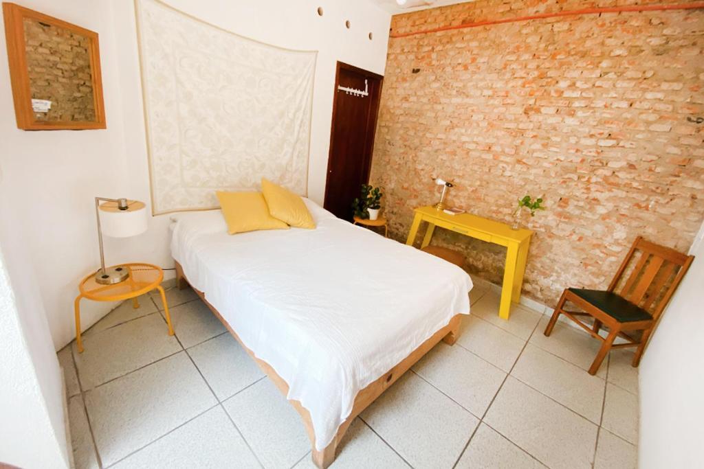 Casa Canario Hostel Guadalajara Bagian luar foto